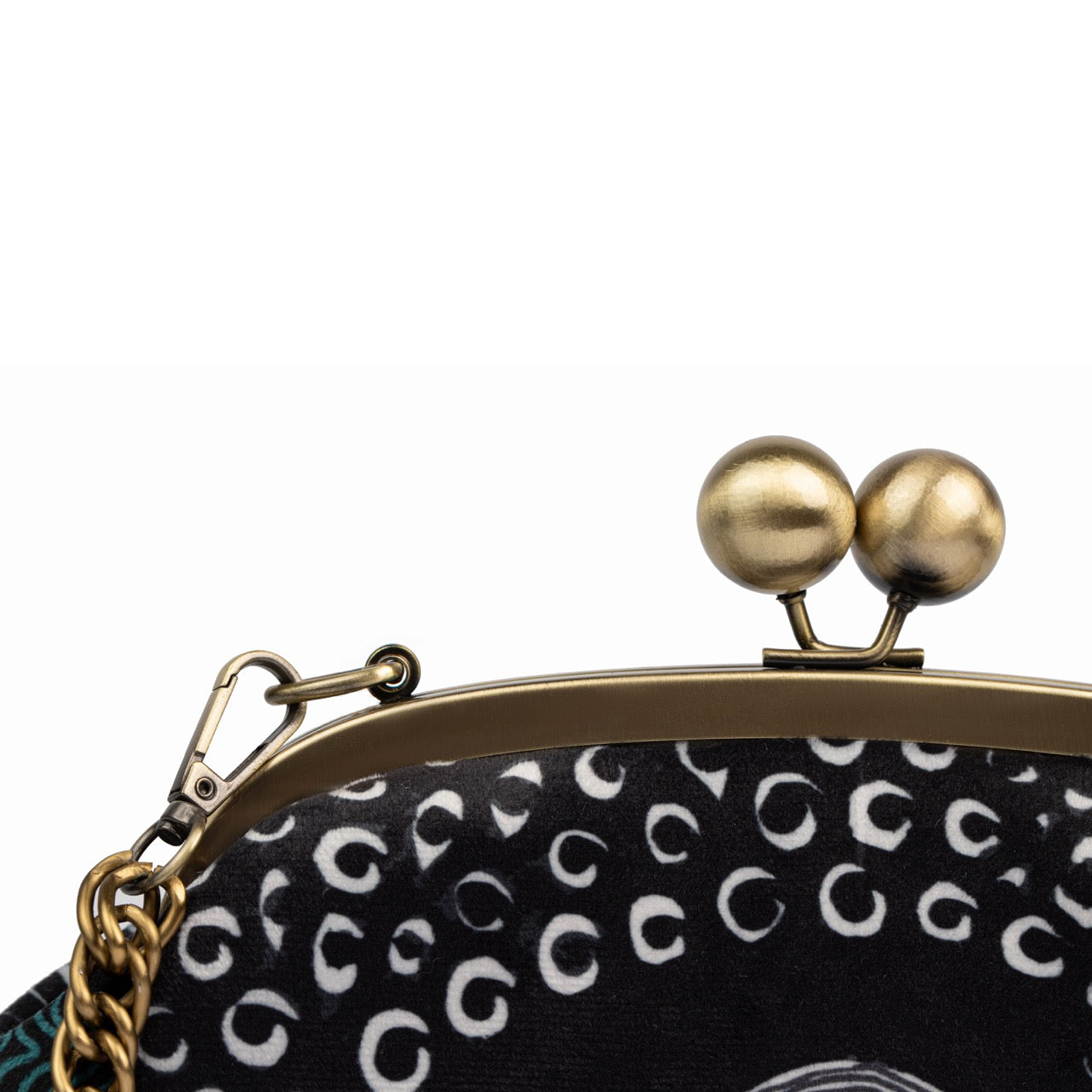 Admiring Gaze Bag