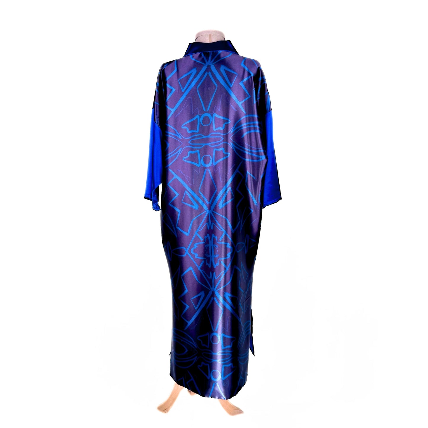 Dreamer`s Kimono in Dark Blue