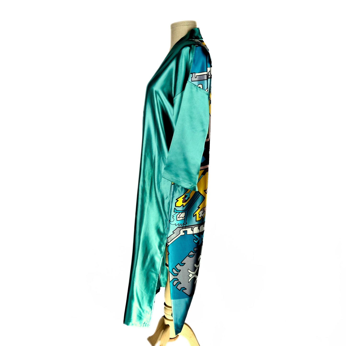 Dreamer`s Kimono in Yellow-Green